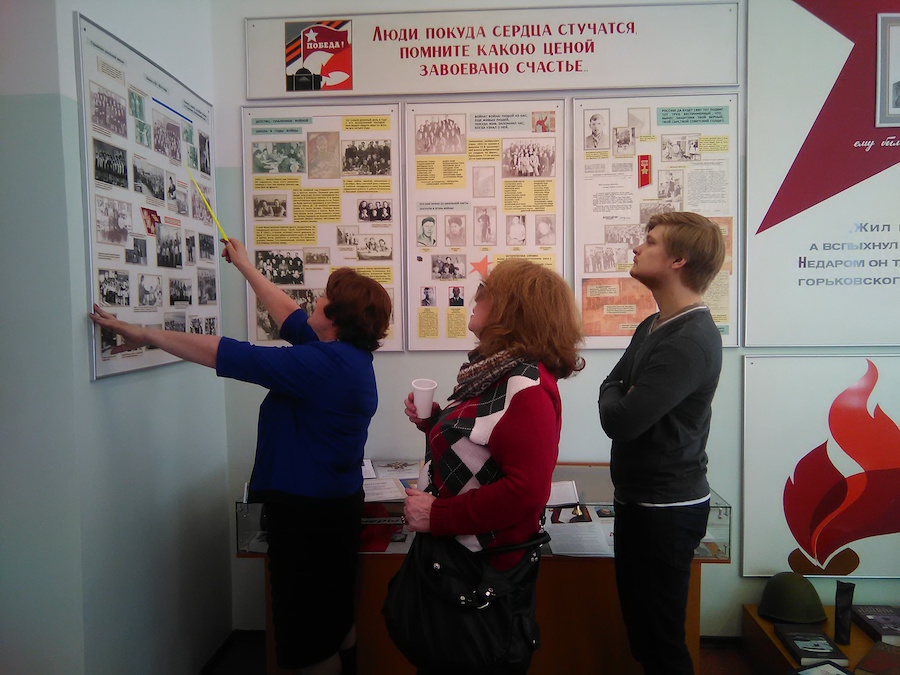 В музее школы Пяти Героев Советского Союза.jpg